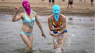 Cada vez son m&aacute;s las mujeres que optan por proteger totalmente sus rostros de la acci&oacute;n solar.