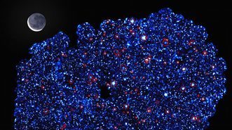 Los telescopios de ESO en Chile han brindado a un equipo internacional de astrónomos el regalo de una "cacería XXL" de un cúmulos de galaxias, todas ellas de la tercera dimensión, en una enorme búsqueda de las mayores estructuras ligadas gravitacionalmente en el universo.