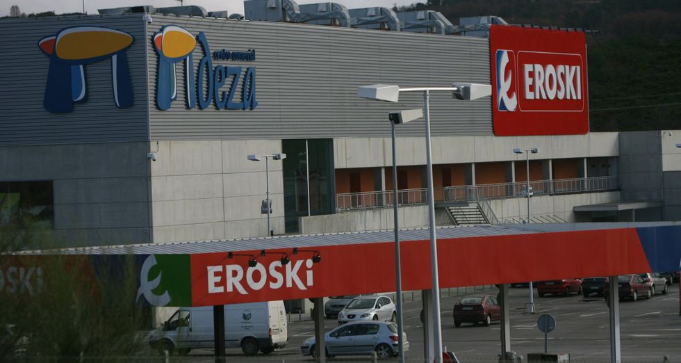 Hace 13 años se otorgó la licencia para el centro comercial.