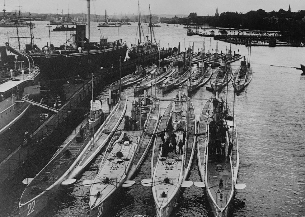 Submarinos alemanes de la Primera Guerra Mundial, uno de los cuales se refugió en A Coruña.