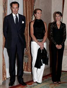 FAMILIA REAL ESPA�OLA PRESIDE HOMENAJE P�STUMO A VIOLONCHELISTA ROSTROPOVICH