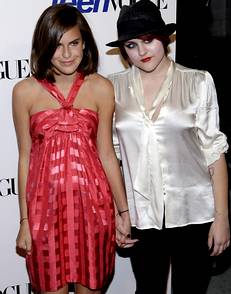 FIESTA DE TEEN VOGUE YOUNG HOLLYWOOD