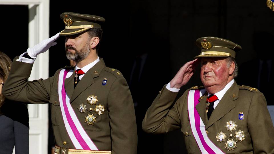 Pourquoi Franco A Choisi Juan Carlos