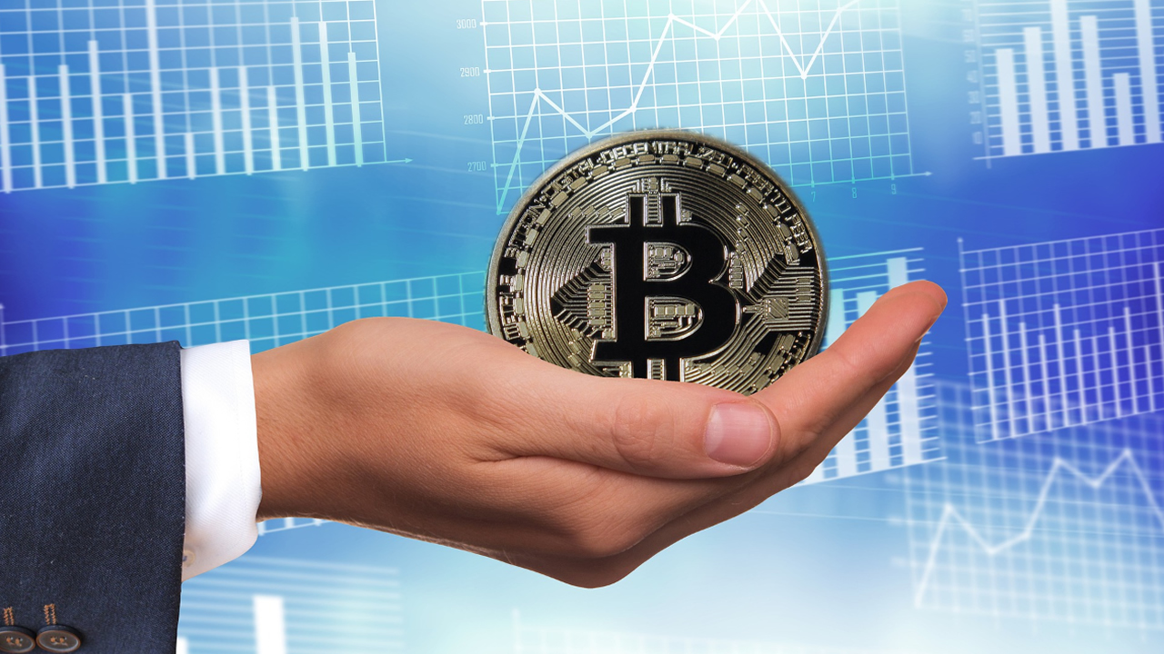 La fiebre del bitcoin que viaja por el mundo: ¿invertir o no invertir?