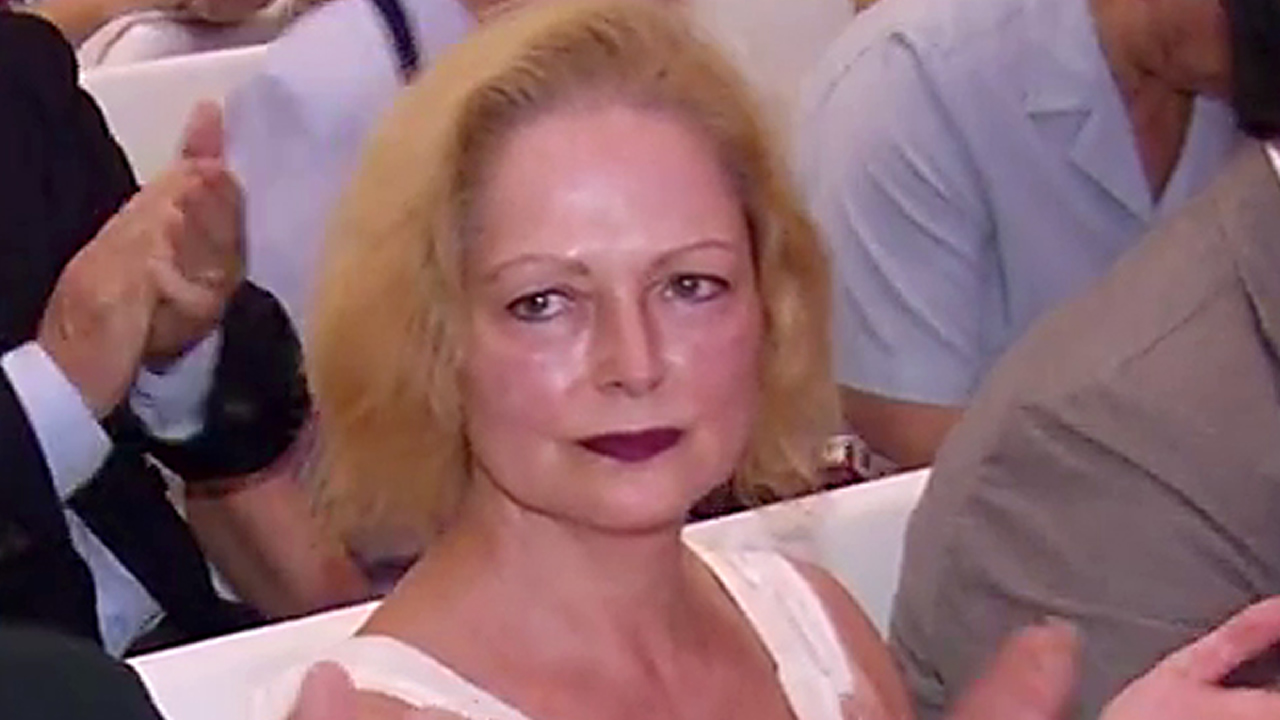 La jueza pitonisa que tiene en sus manos el futuro de mil presos