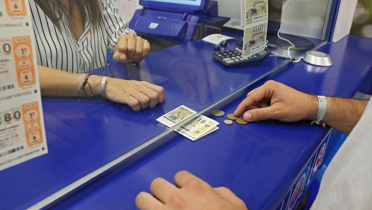 Vaya con la pitonisa... nos colapsó el teléfono y no acertó nadita!»