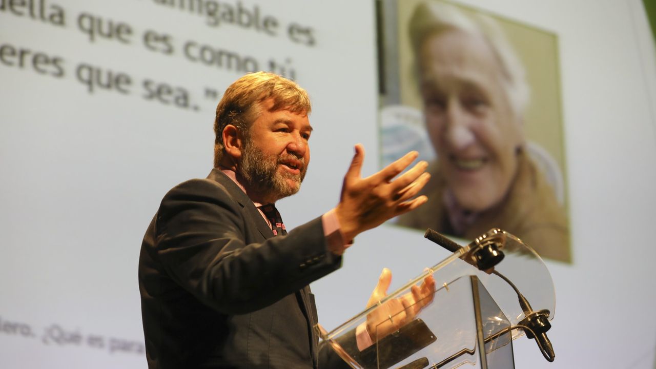 Miguel Ángel Valero, Piraña en «Verano Azul», dirigirá la Oficina de