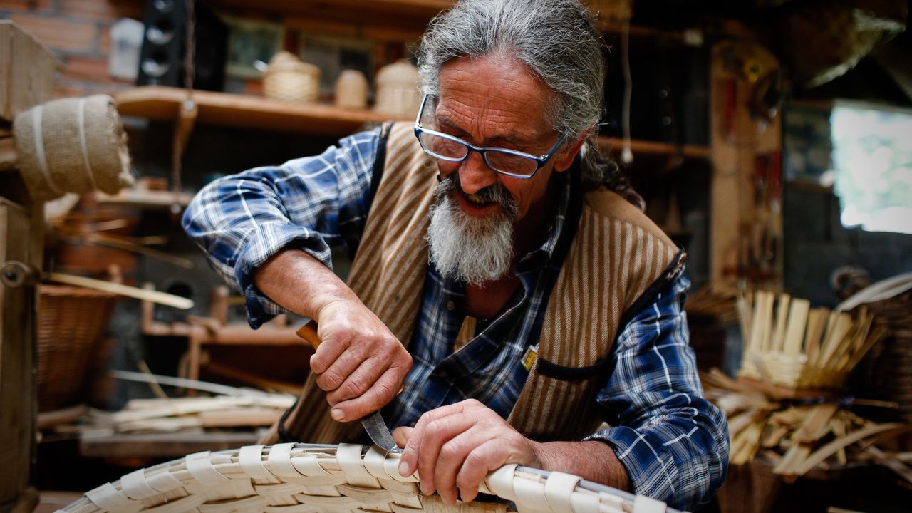 Adeus a Toño do Val, o cesteiro de Lobeira