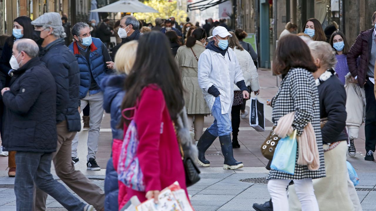 Las mascarillas no evitan la propagación del covid si no hay distancia social
