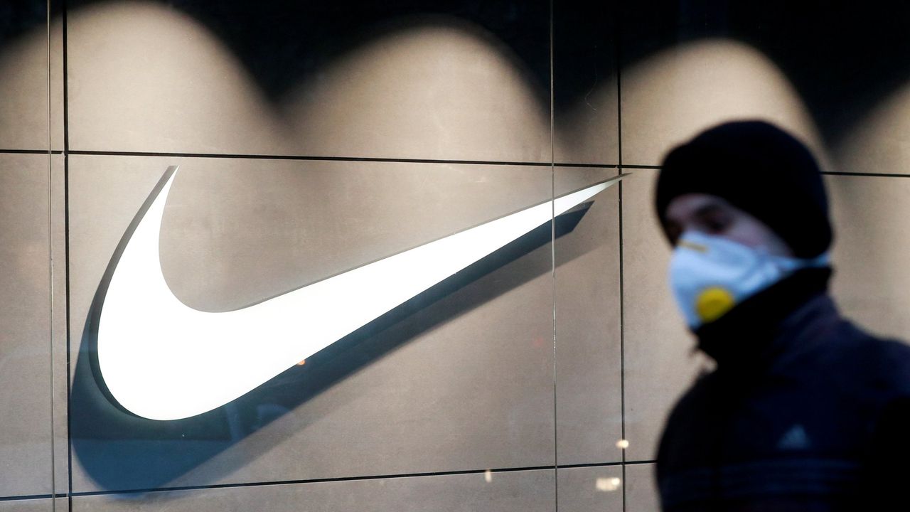 Nike presentará un ERE España que al 50 % de plantilla