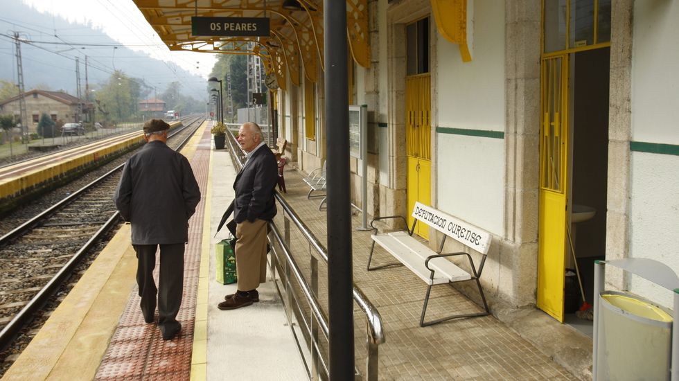 El ADIF cambiará vías de sitio en cuatro estaciones - Vimarsana News