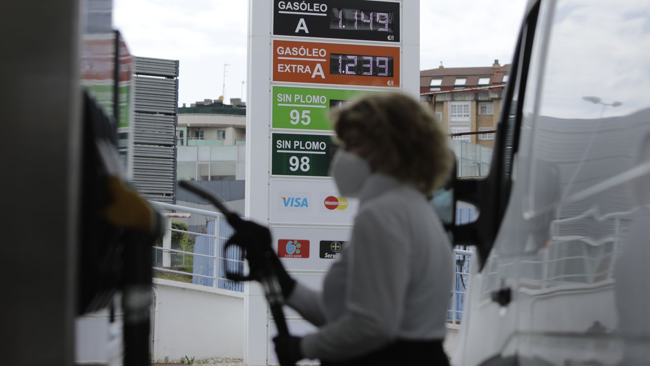 Llenar el depósito cuesta 13 euros
