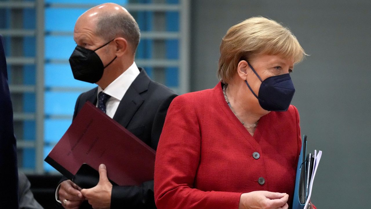 Angela Merkel niega a Olaf Scholz ser el heredero de su legado político