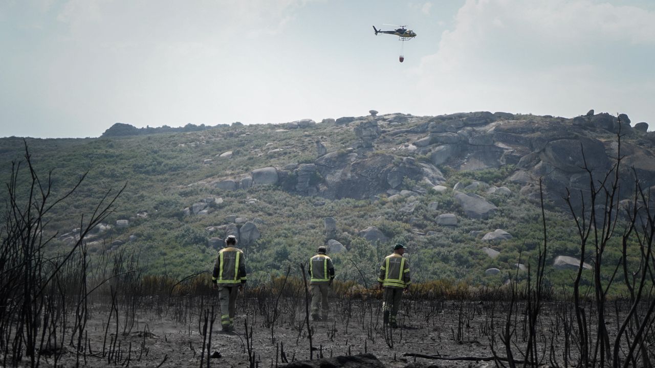 Os três focos de Ombra já estão estabilizados e a situação nos incêndios de Valdeorras está a melhorar