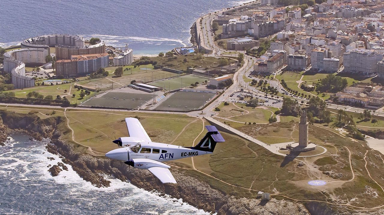 AFN adquiere un nuevo simulador de vuelo - Escuela de pilotos de aviación  comercial AFN - A Coruña