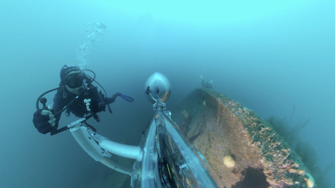 Galiverso somerxido: así se recrea unha visita virtual polo fondo