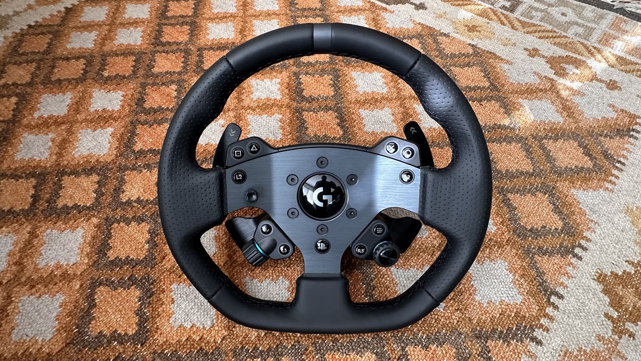 Logitech G lanza volante y pedales de carreras grado profesional